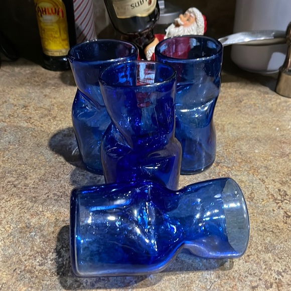 Vintage Hand Crafted Cobalt Blue Glass Tumblers/Blue Glass Glasses - Picture 1 of 3